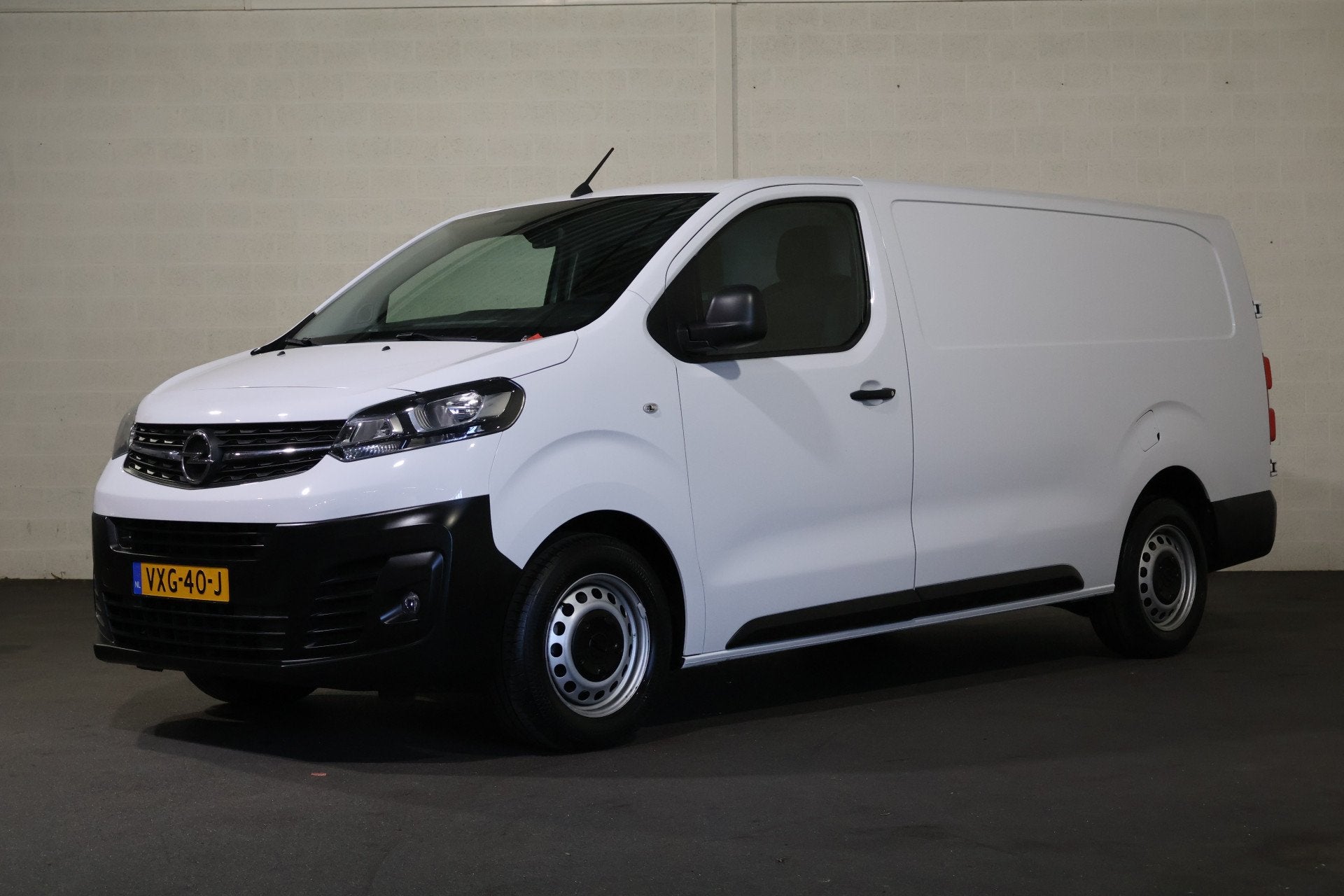 Opel Vivaro 2.0 BlueHDi 145pk S&S L3 Koelwagen (bj 2023), Voorwielaandrijving, 145 pk, Stof, Gebruikt