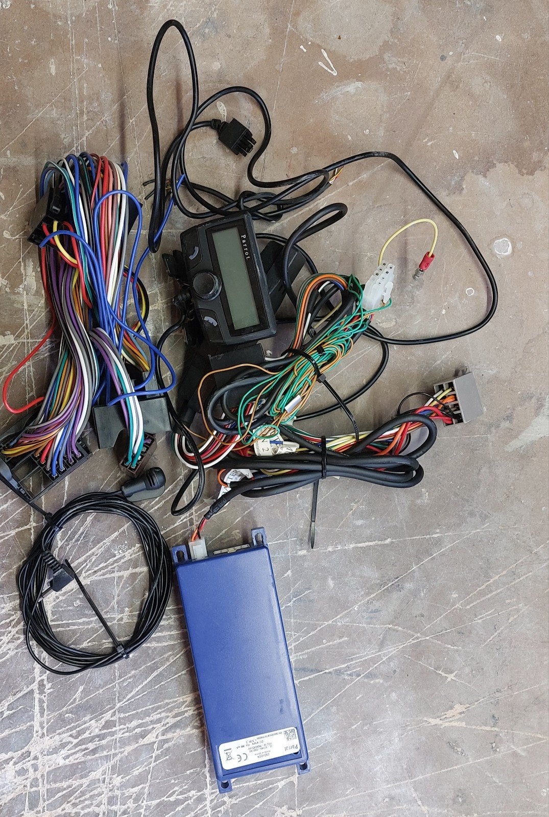 Parrot 3100 carkit met connector voor Opel Corsa D, Ophalen of Verzenden, Gebruikt