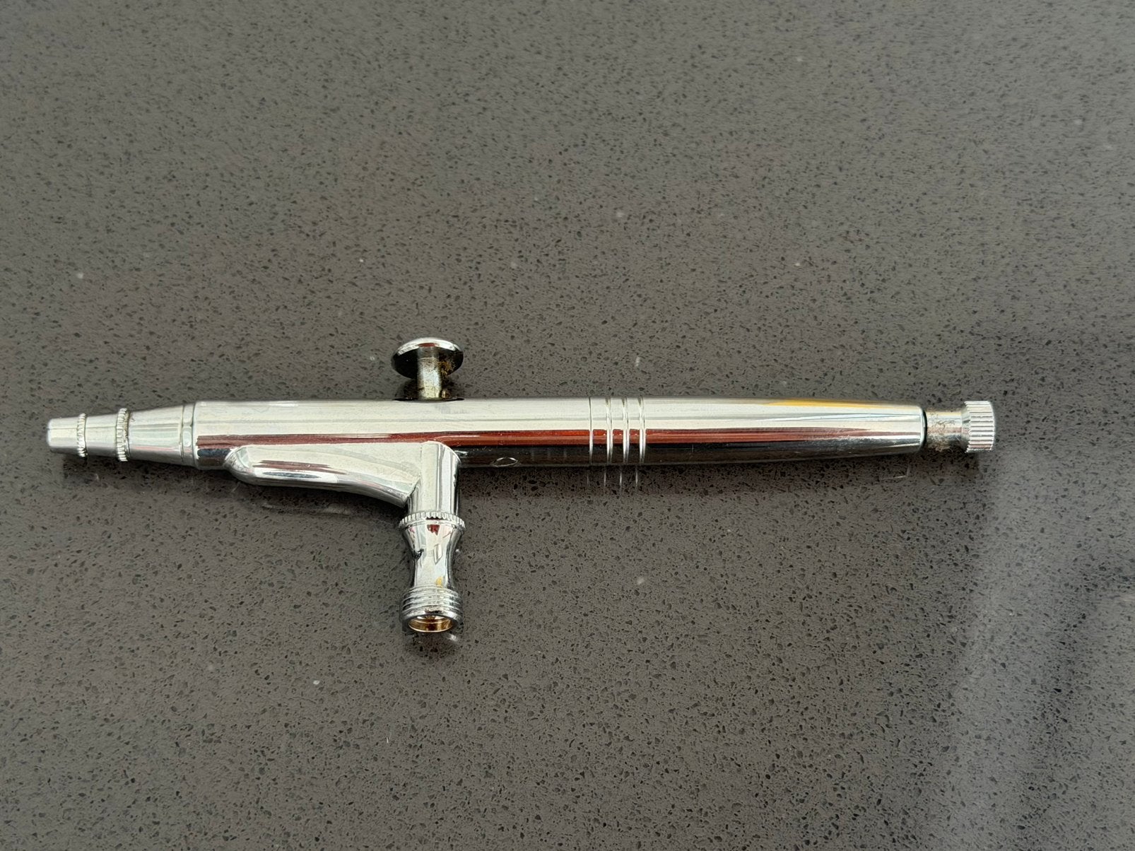 Airbrush, Ophalen of Verzenden, Zo goed als nieuw, 1:72 tot 1:144, Overige merken