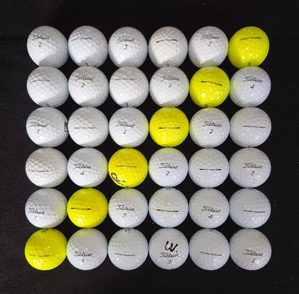 36 stuks hele mooie Titleist NXT Tour S golfballen, Sport en Fitness, Ophalen of Verzenden, Zo goed als nieuw, Bal(len)