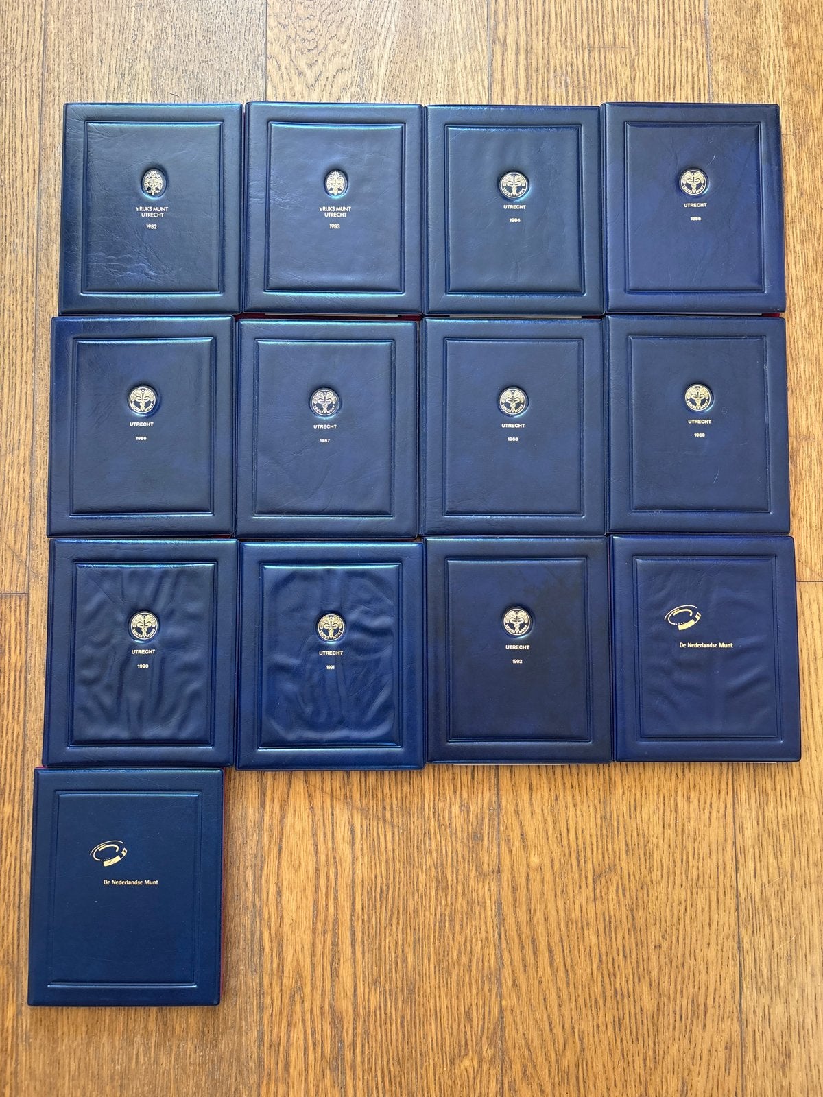 14 Muntsets Nederland Utrecht 1982- 1995, Proofsets in mapje, Verzenden, Koningin Beatrix, Overige waardes, Setje