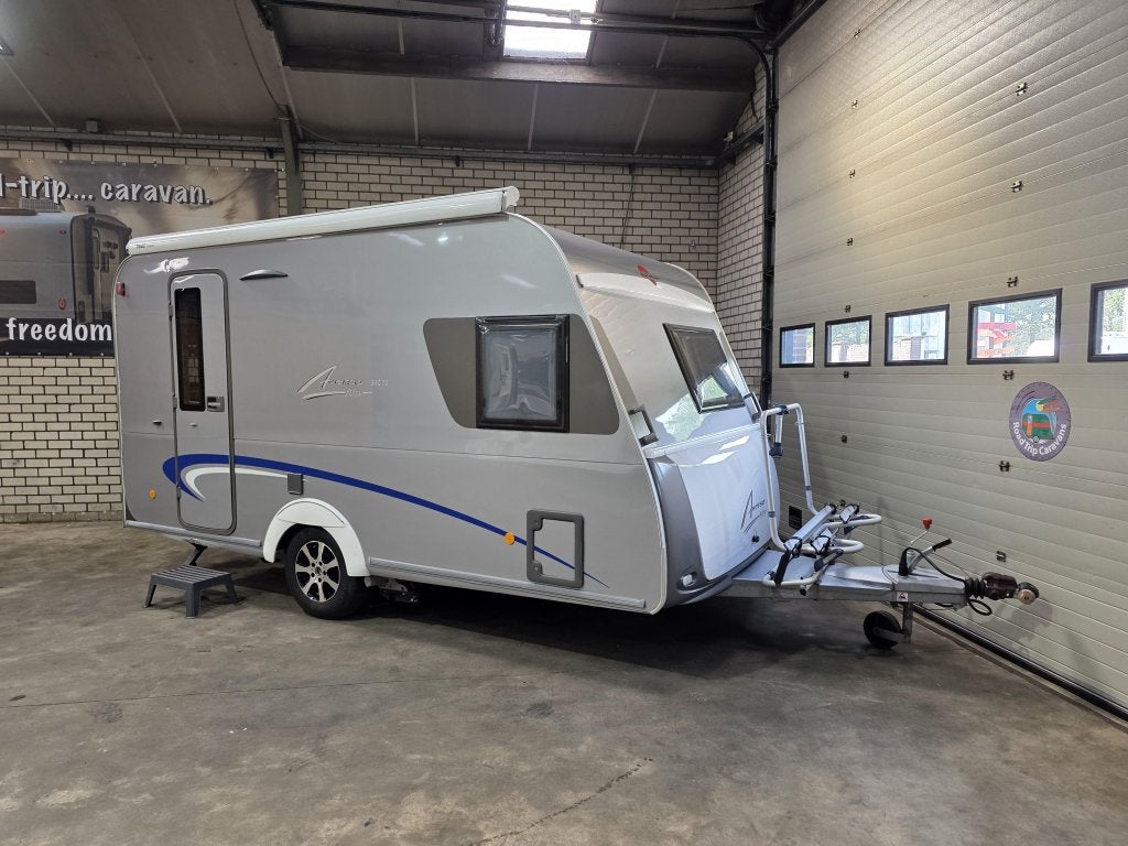 Bürstner Averso Fifty 390 TS / Frans bed / Mover, Caravans en Kamperen, Treinzit, 750 - 1000 kg, Tot en met 4, Tot 4 meter