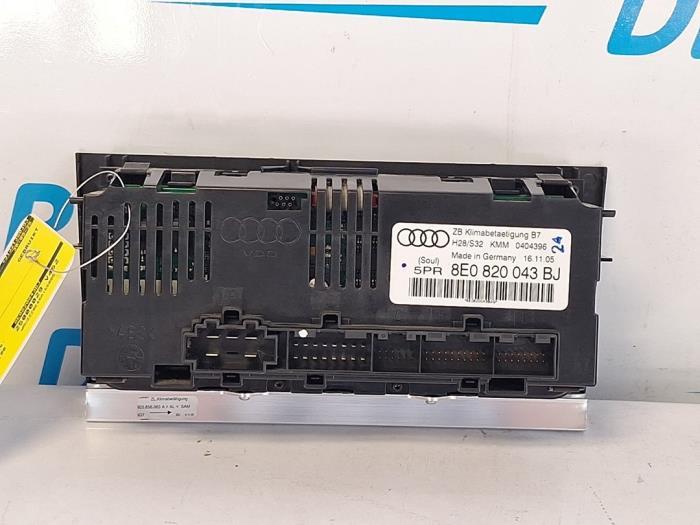Kachel Bedieningspaneel van een Audi A4, Gebruikt, -, Verzenden, -