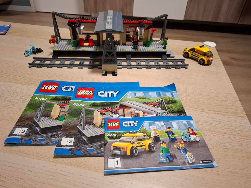 Lego City 60050 Treinstation, Kinderen en Baby's, Speelgoed | Duplo en Lego, Ophalen of Verzenden, Zo goed als nieuw, Complete set