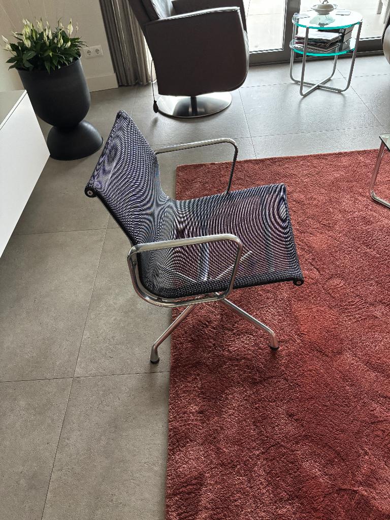 Vitra EA 108  netweave., Ophalen, Overige materialen, Vitra!, Zwart