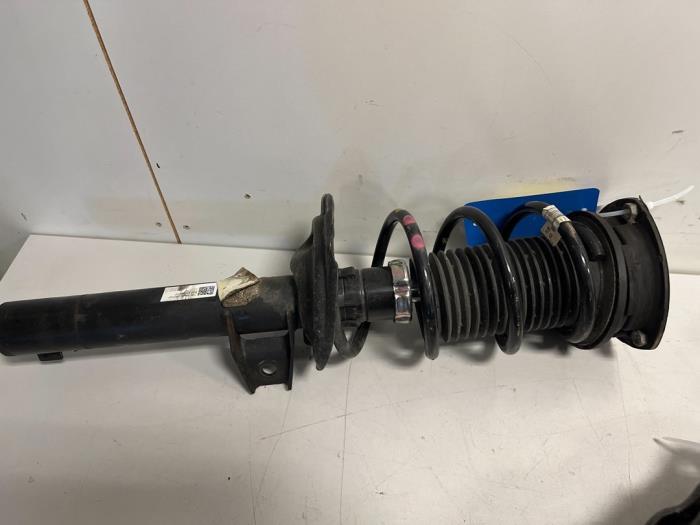 Schokdemperpoot links-voor van een Seat Leon, Gebruikt, -, -, Ophalen of Verzenden