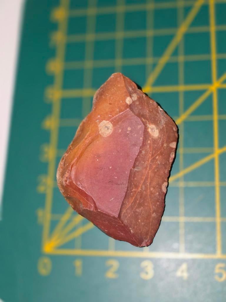 Rood jaspis vuistbijl, Ophalen of Verzenden