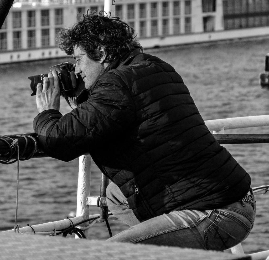 Treffend Beeld, Komt aan huis, Fotograaf
