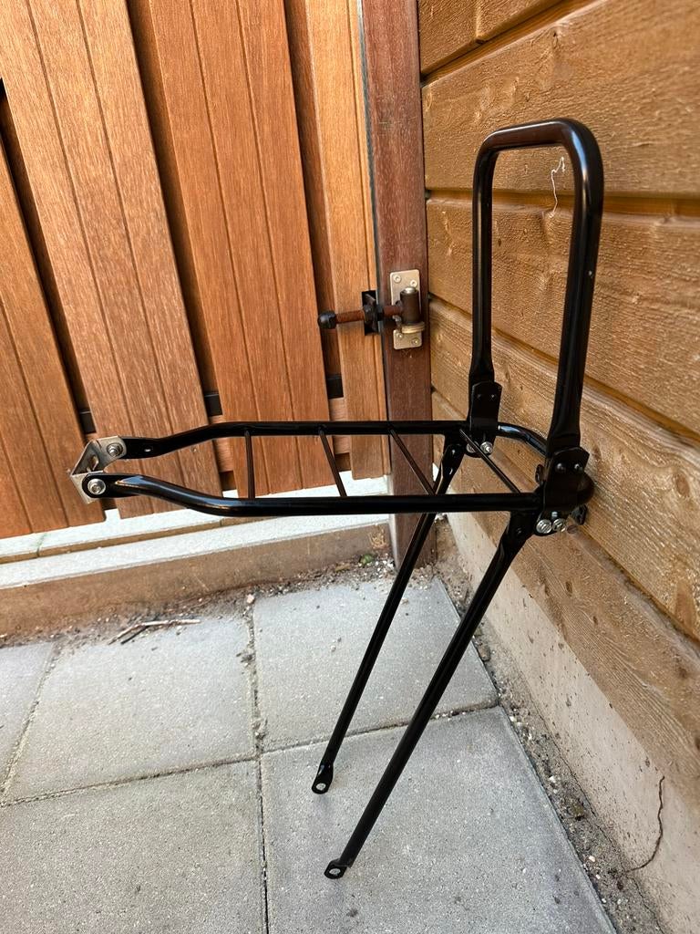 Bagagedrager | 28 inch | Rugsteun, Fietsen en Brommers, Fietsaccessoires | Bagagedragers, Ophalen of Verzenden, Zo goed als nieuw