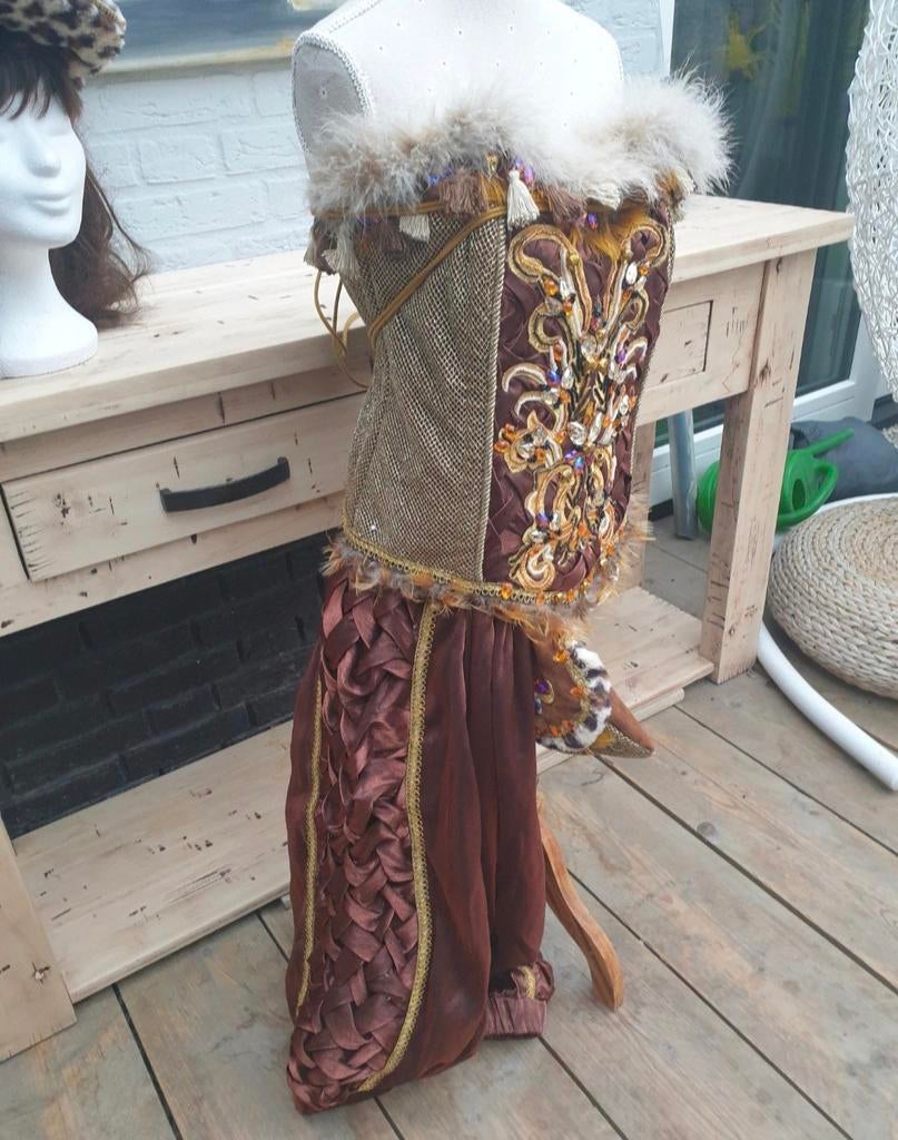 Carnaval kostuum met jas en broek, Carnaval, Maat 42/44 (L), Ophalen of Verzenden, Kleding