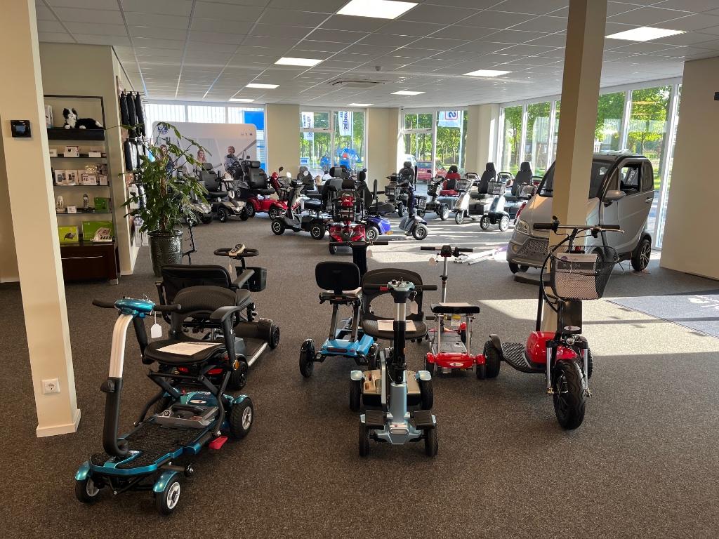 Scootmobiel kopen inruilen of verkopen? Kom naar Maxvitaal!, Traktieweg 12, Ophalen of Verzenden, Zo goed als nieuw, 16 km/u of meer