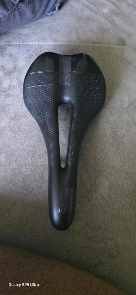 PRO Turnix Gel  Zadel - Nieuw - 142mm, Fietsen en Brommers, Fietsonderdelen, Ophalen of Verzenden, Nieuw, Zadel, Shimano