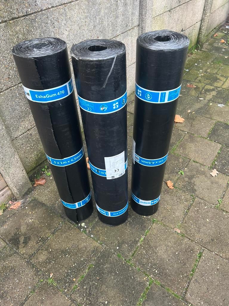 Dakbedekking Eshagum bitumen 35 per rol, Doe-het-zelf en Verbouw, Ophalen, Overige materialen, Zwart, Zo goed als nieuw