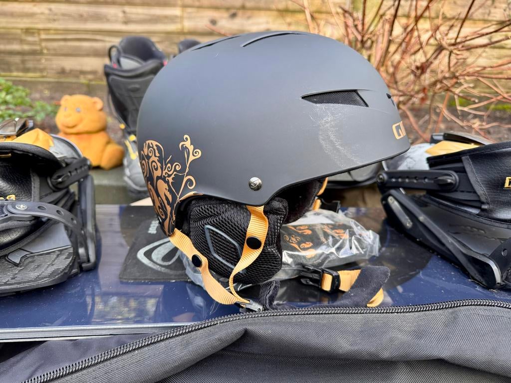 Ski/Snowboard/Bmx en Skate Helm - Giro Encore 2 - Maat M, Overige merken, Overige typen, Ophalen of Verzenden, Zo goed als nieuw