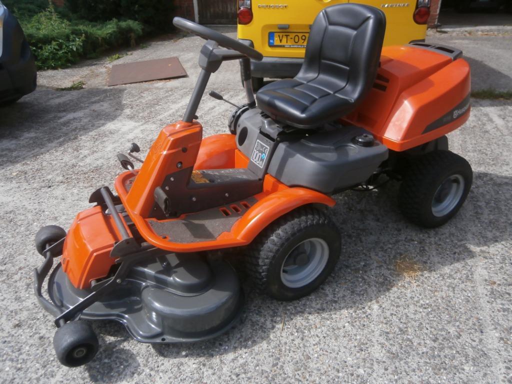 wegens inruil nette husqvarna rider 16  frontmaaier  15,5 pk, Tuin en Terras, Ophalen, Gebruikt, Nederland, HUSQVARNA