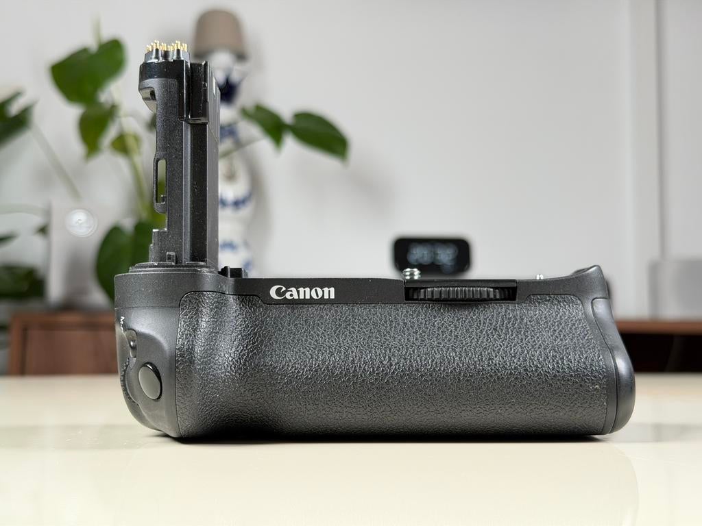 Canon BG-E20 Battery Grip, Ophalen of Verzenden, Zo goed als nieuw