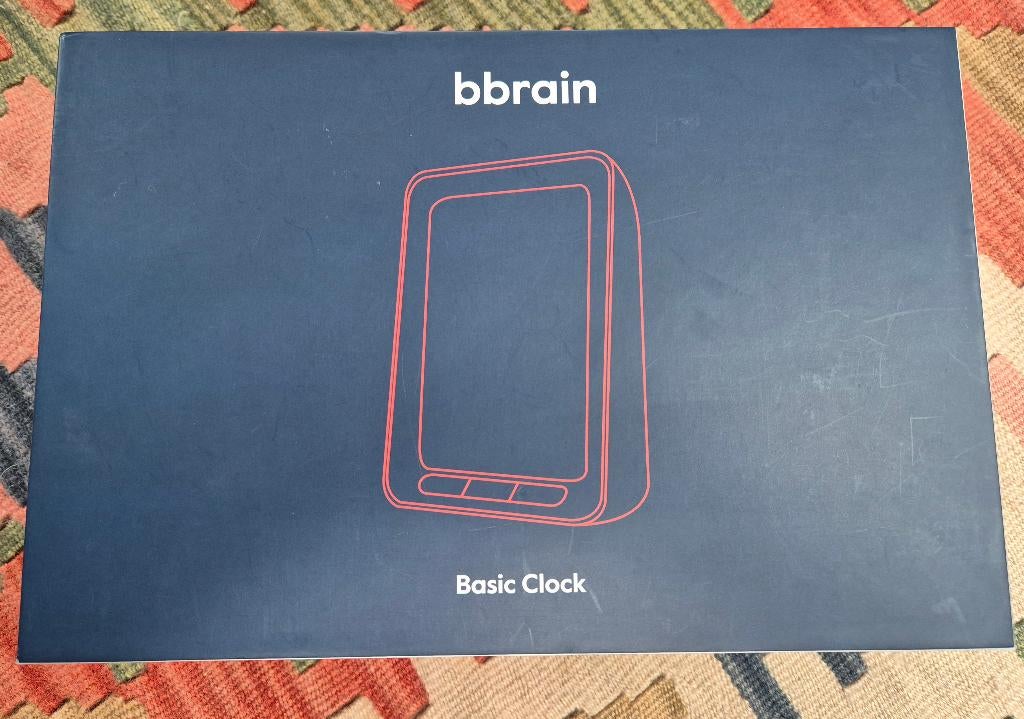 Bbrain sprekende kalenderklok, Ophalen of Verzenden, Zo goed als nieuw