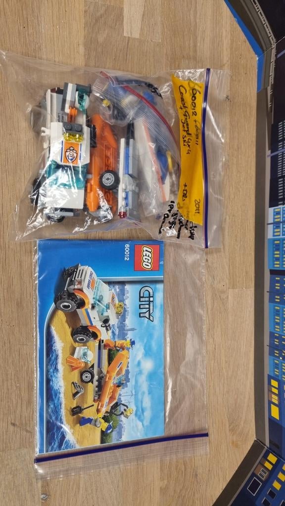 Lego City 60012 Kustwacht & 60011 Surfer Rescue, Ophalen of Verzenden, Gebruikt, Complete set, Lego