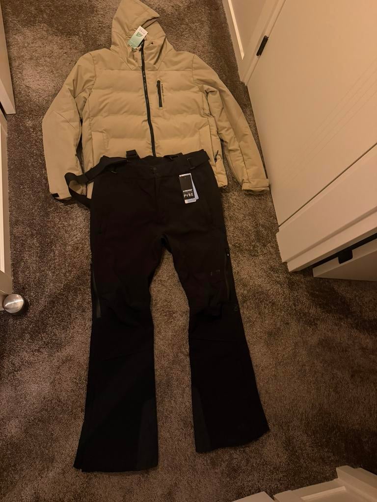 Protest Ski kleding jas/broek en 2 pully’s NIEUW!!, Ophalen of Verzenden, Nieuw, Jack