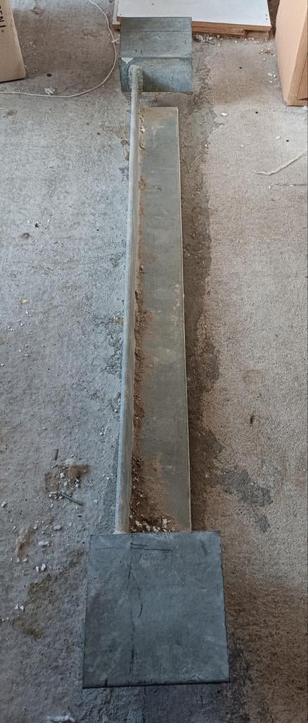 Stalen latei 132 cm, Doe-het-zelf en Verbouw, Metalen, Ophalen of Verzenden, Zo goed als nieuw, IJzer