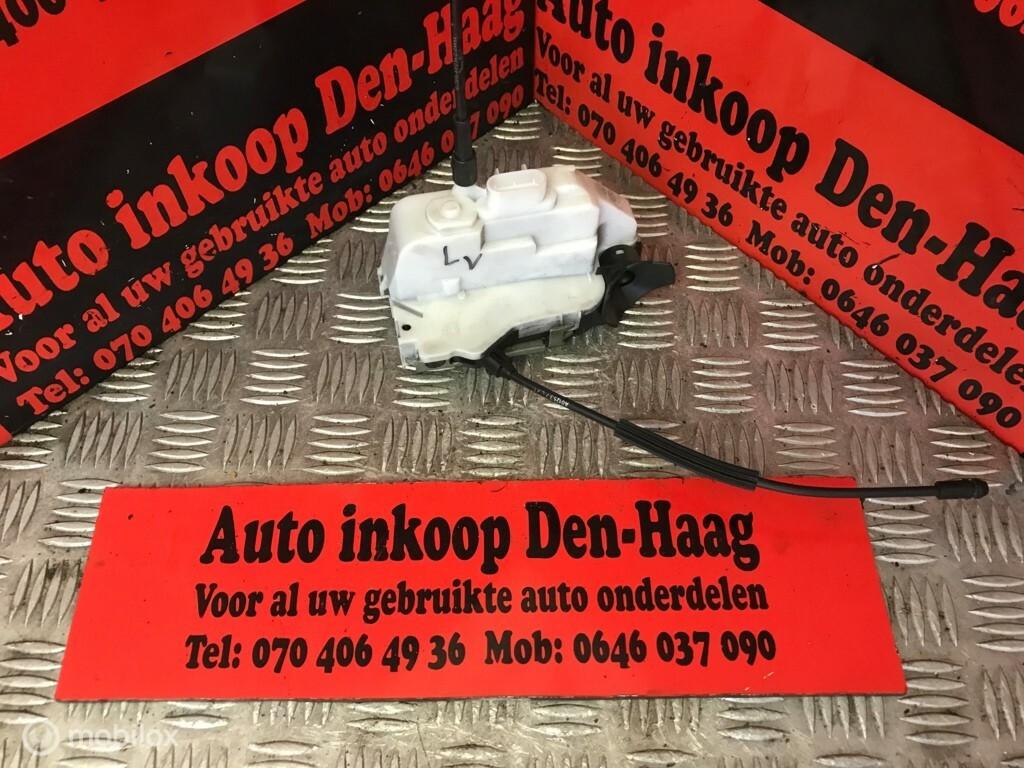 Renault Twingo II ('07-'14) Elec.Deurslotmechaniek Linksvoor, Ophalen of Verzenden, Gebruikt, Kia