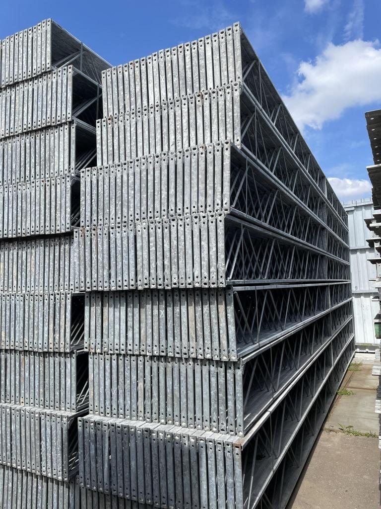 Traliespanten | Lengte= 7.900 mm | Hoogte= 400 mm, Doe-het-zelf en Verbouw, Metalen, Ophalen, Gebruikt, IJzer