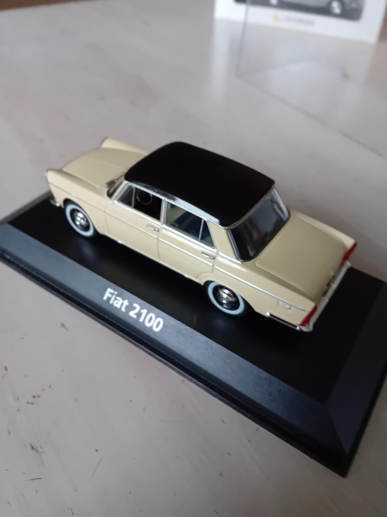 Mooie Fiat 2100 nieuw in doos., Ophalen, Nieuw, Auto, Overige merken