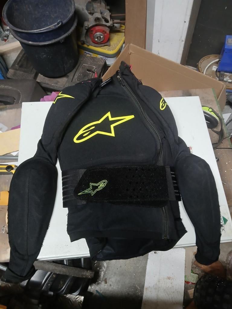 Alpine stars youth bionic plus bodyprotector vest, Fietsen en Brommers, Ophalen of Verzenden, Bovenkleding