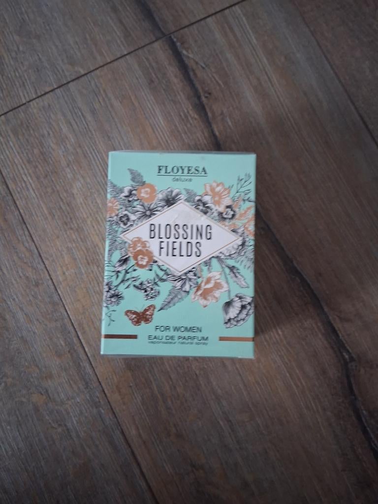 Nieuwe dames parfum, Ophalen, Nieuw