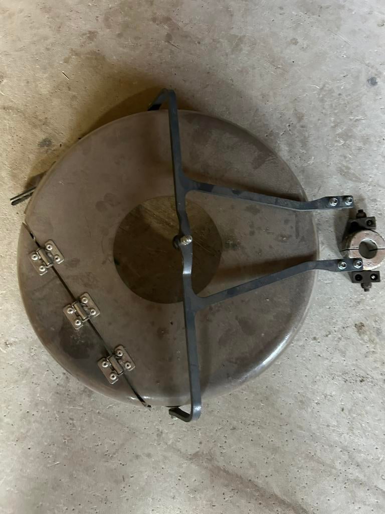 Onkruidborstel met beschermkap en adapter, Ophalen, Zo goed als nieuw, Benzine