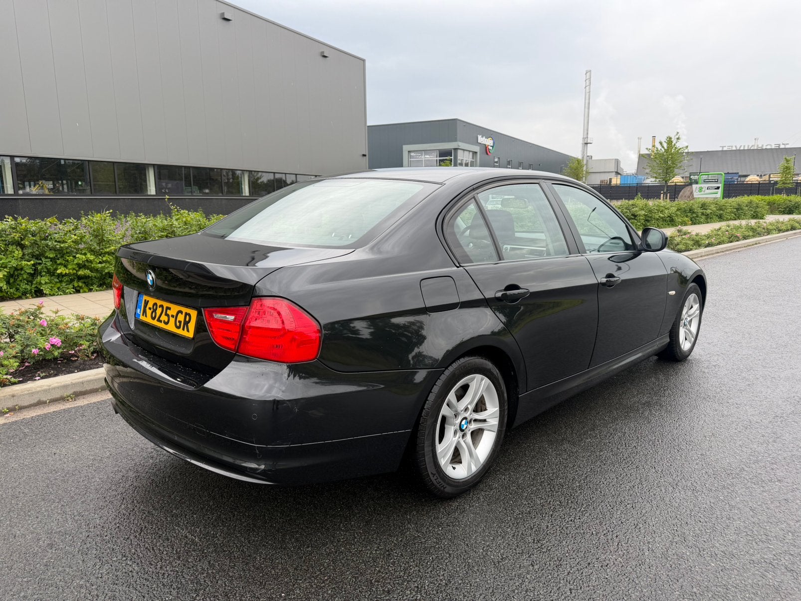 BMW 3-Serie 2.0 I 318 2010 Zwart, Auto's, Euro 5, Zwart, Handgeschakeld, Particulier