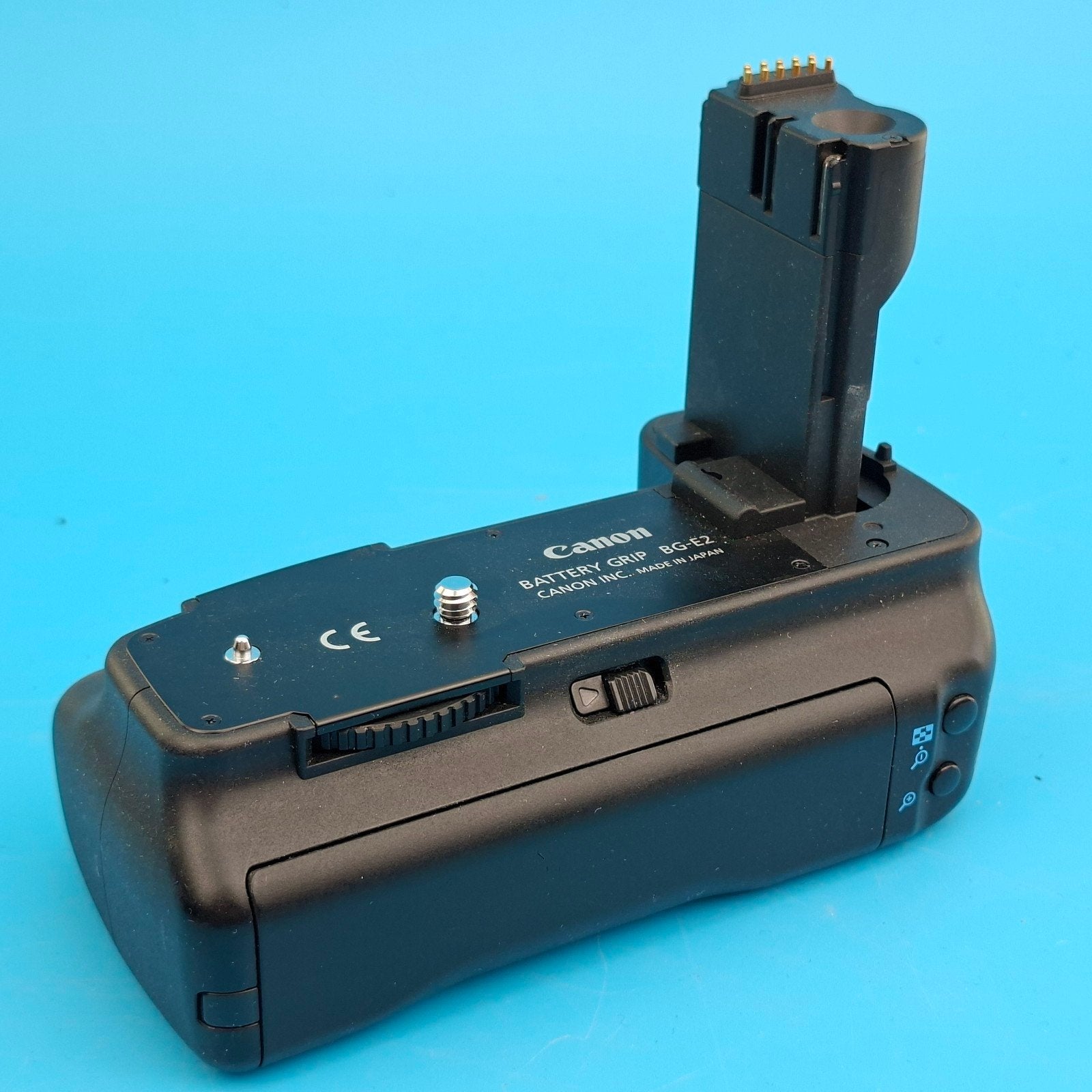Canon BG-E2 grip (om te bouwen naar Canon R7), Canon, Canon, Batterygrip, Zo goed als nieuw