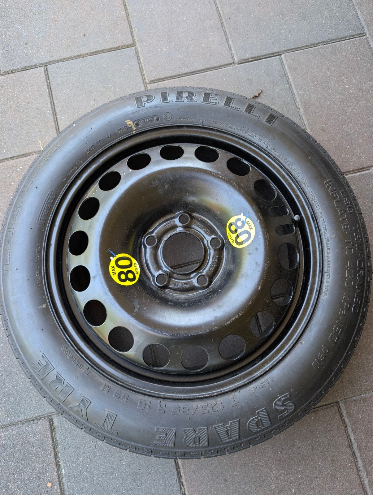 Pirelli thuiskomer 125/85 R16 nieuwstaat ET 41 5x112, Ophalen of Verzenden