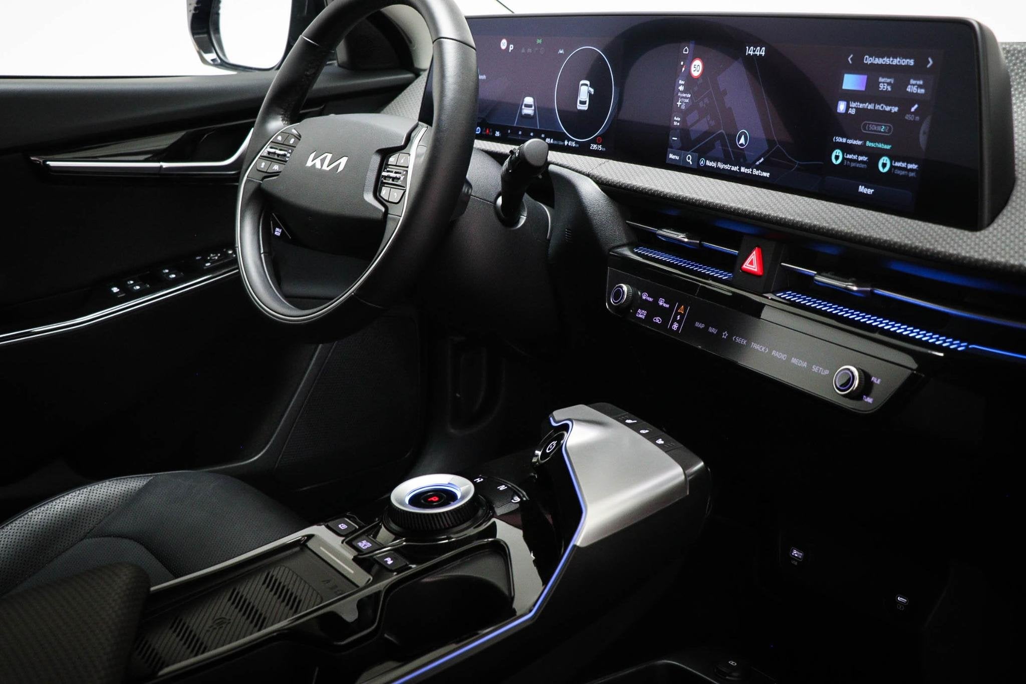Kia EV6 Plus 77.4 kWh | SOH 99% | ACHTERBANKVERWARMING | DAB, Automaat, Achterwielaandrijving, Gebruikt, Huisgarantie