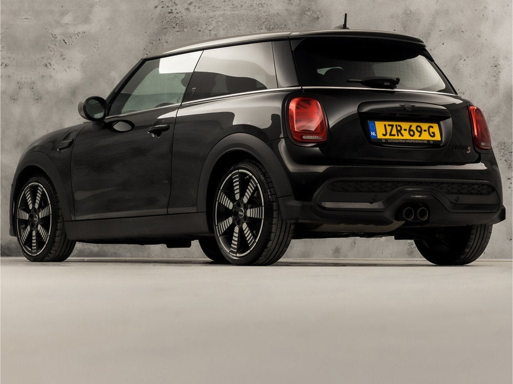 MINI Cooper S 2.0 Full Option 164Pk Automaat (PANORAMADAK, Y, Zwart, Leder, Bedrijf, 165 pk