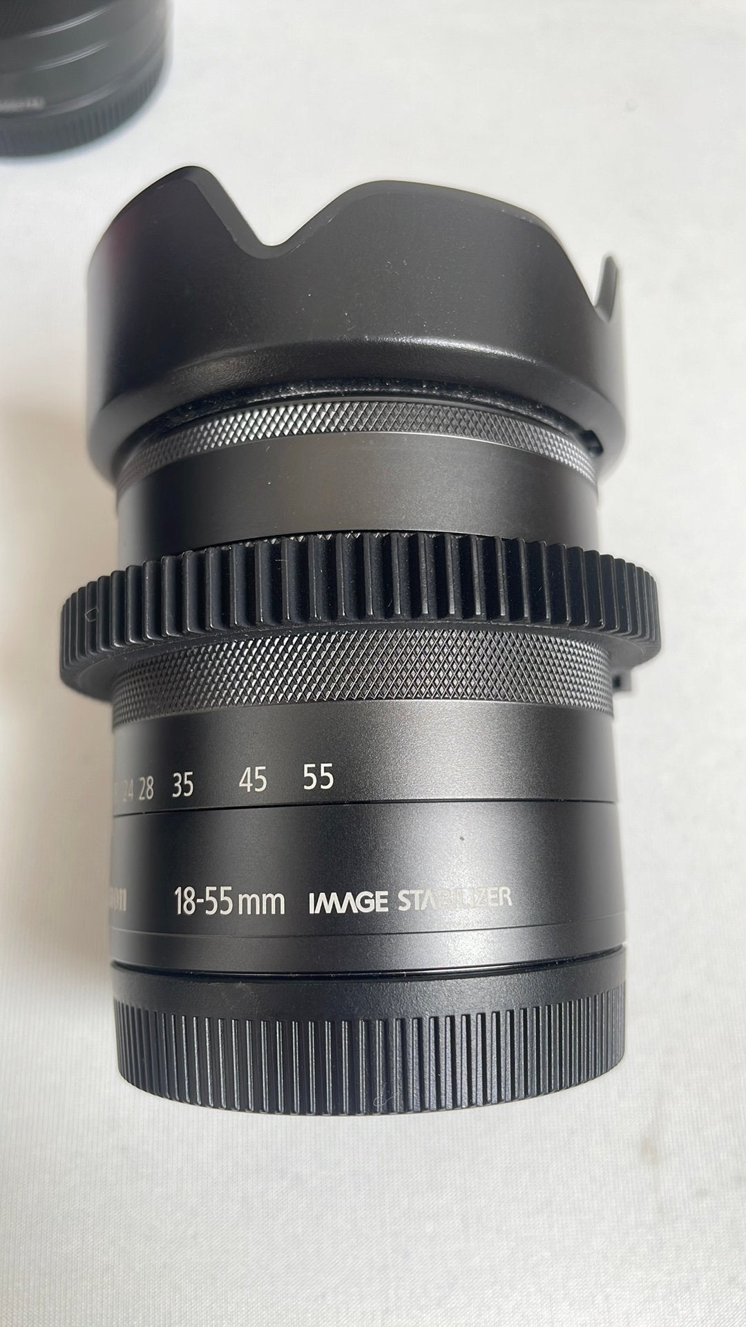 Canon EF-M 18-55mm met zonnekap, Audio, Tv en Foto, Fotografie | Lenzen en Objectieven, Canon, Macrofunctie, Ophalen of Verzenden