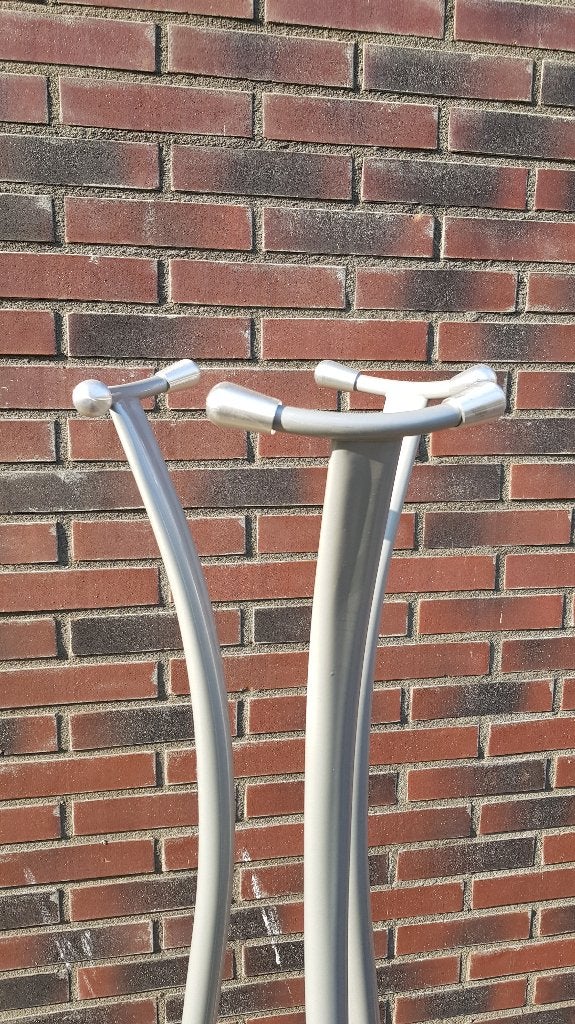Design kapstok: Van Esch Toro G Metallic Grijs. S0, Tweedehands verkoop, Gebruikt, Ophalen of Verzenden, Minder dan 100 cm