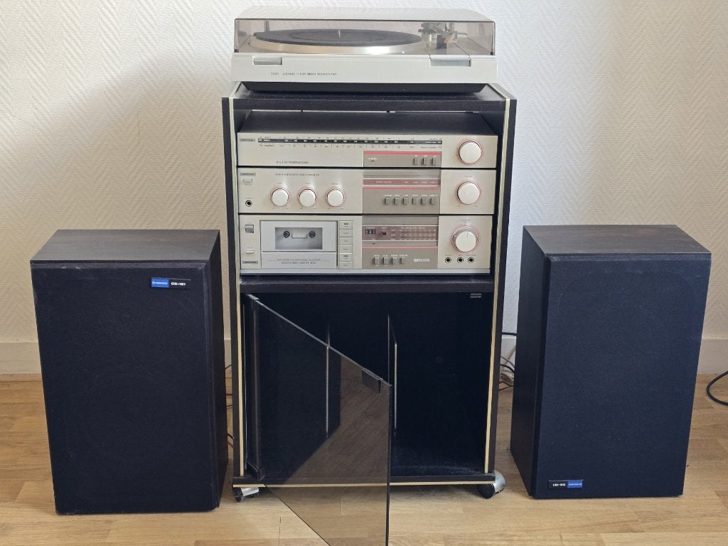 Aristona Geluidsinstallatie met 2 cadeautjes, Gebruikt, Ophalen, Overige merken, Minder dan 60 watt