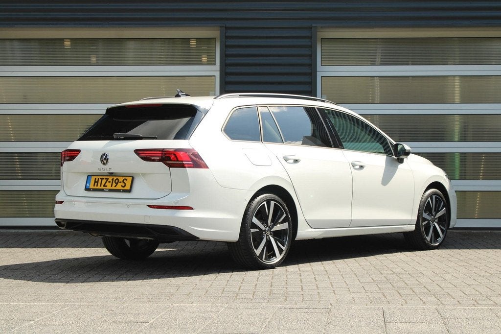 Volkswagen Golf Variant 1.5 TSI 116pk Life Edition | Trekhaa, Auto's, Volkswagen, Voorwielaandrijving, 12 maanden, Stof, 4 cilinders