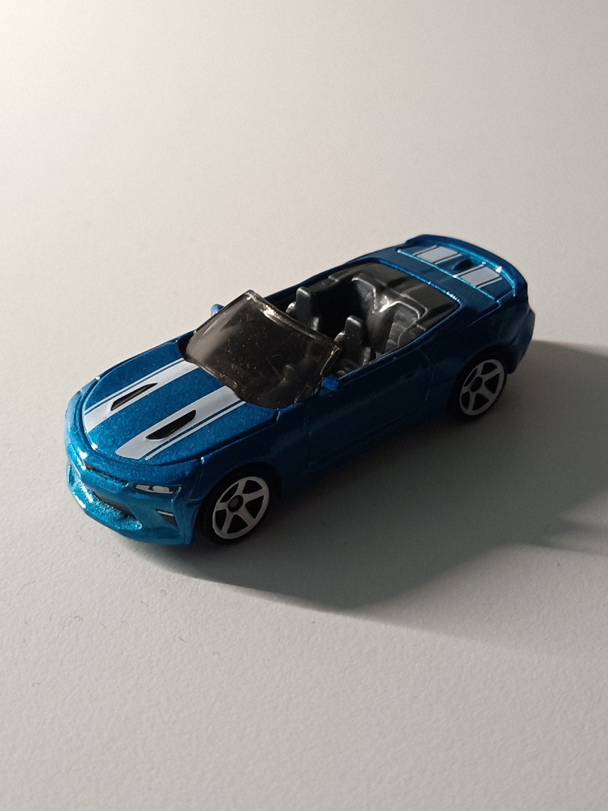Matchbox Chevrolet Camaro Convertible Blauw, Ophalen of Verzenden, Zo goed als nieuw