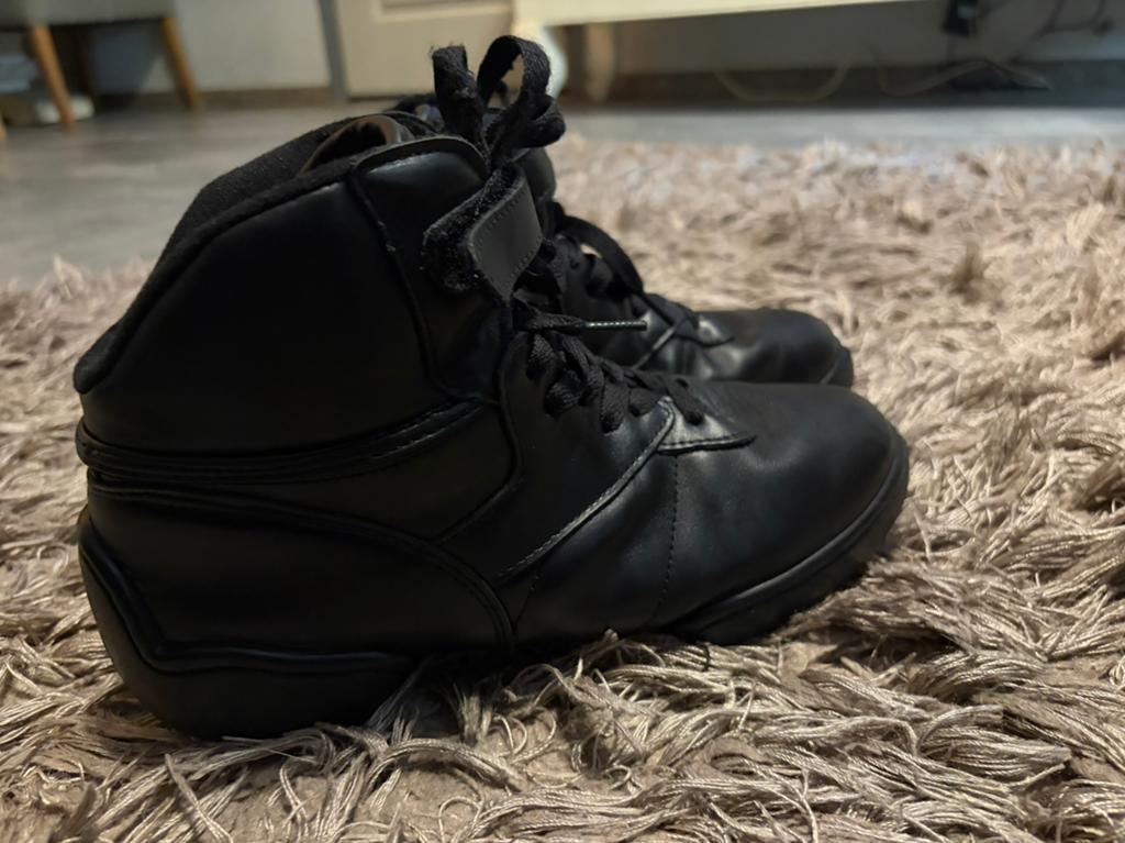 Papillon danssneakers, Ophalen of Verzenden, Zo goed als nieuw, Schoenen