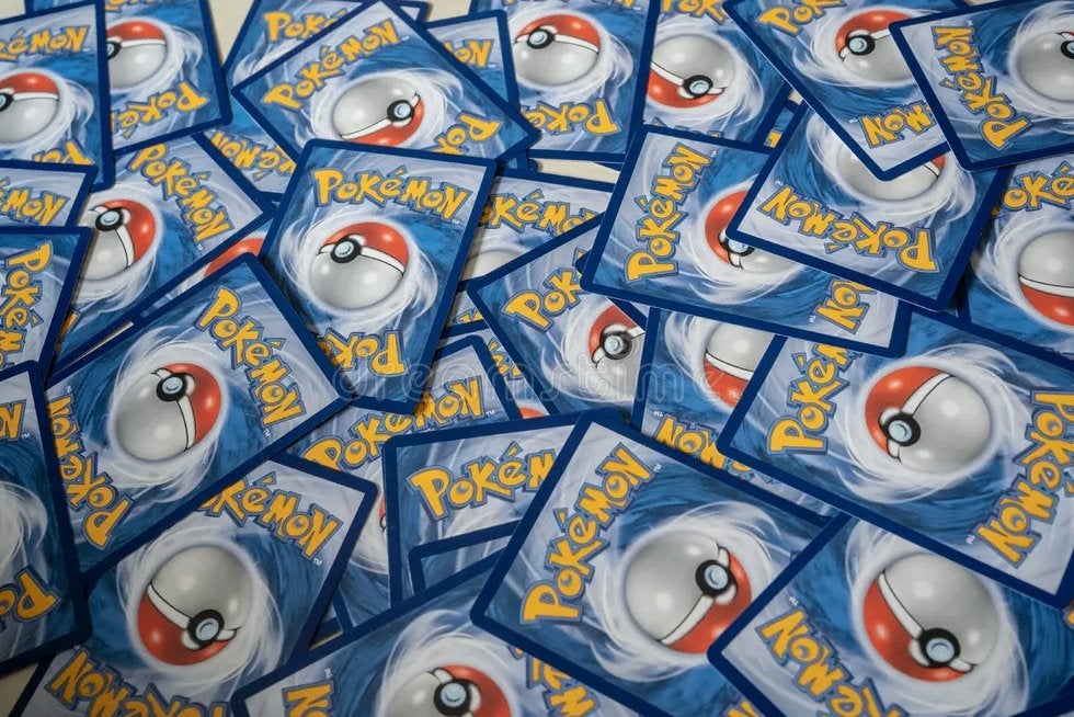 8000 Pokemon kaarten bulk (met holo, rev holo, EX kaarten), Verzenden, Zo goed als nieuw