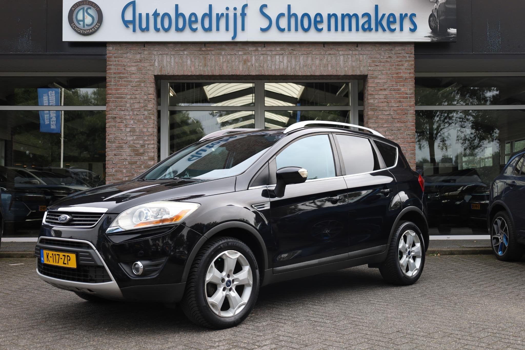Ford Kuga 2.5 20V TREKHAAK PANO CLIMATE NAVI CRUISE BT-TELEF, Auto's, Stof, Gebruikt, 1553 kg, 10 km/l