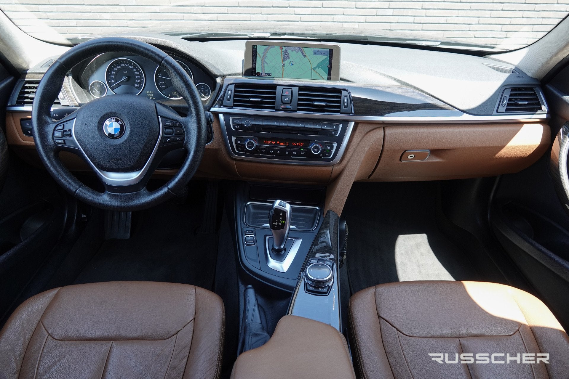 BMW 3 Serie Touring 316i 136Pk Aut. | High Executive | Luxur, Auto's, Automaat, Euro 6, 4 cilinders, 1445 kg