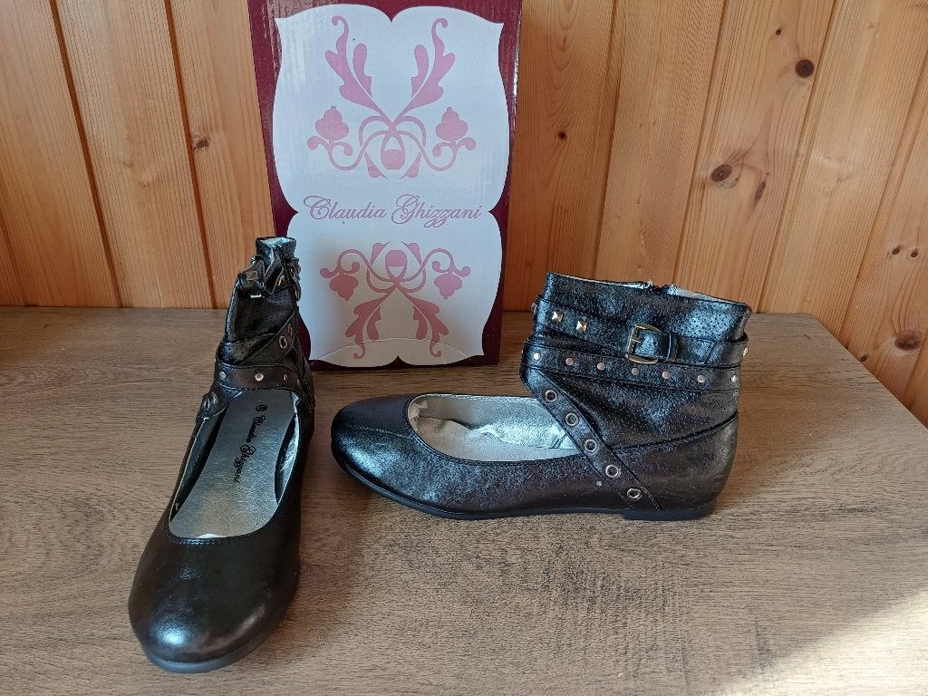 Stoere enkelband-ballerina's mt 39 merk Claudia Ghizzani, ., Zwart, Zo goed als nieuw, .