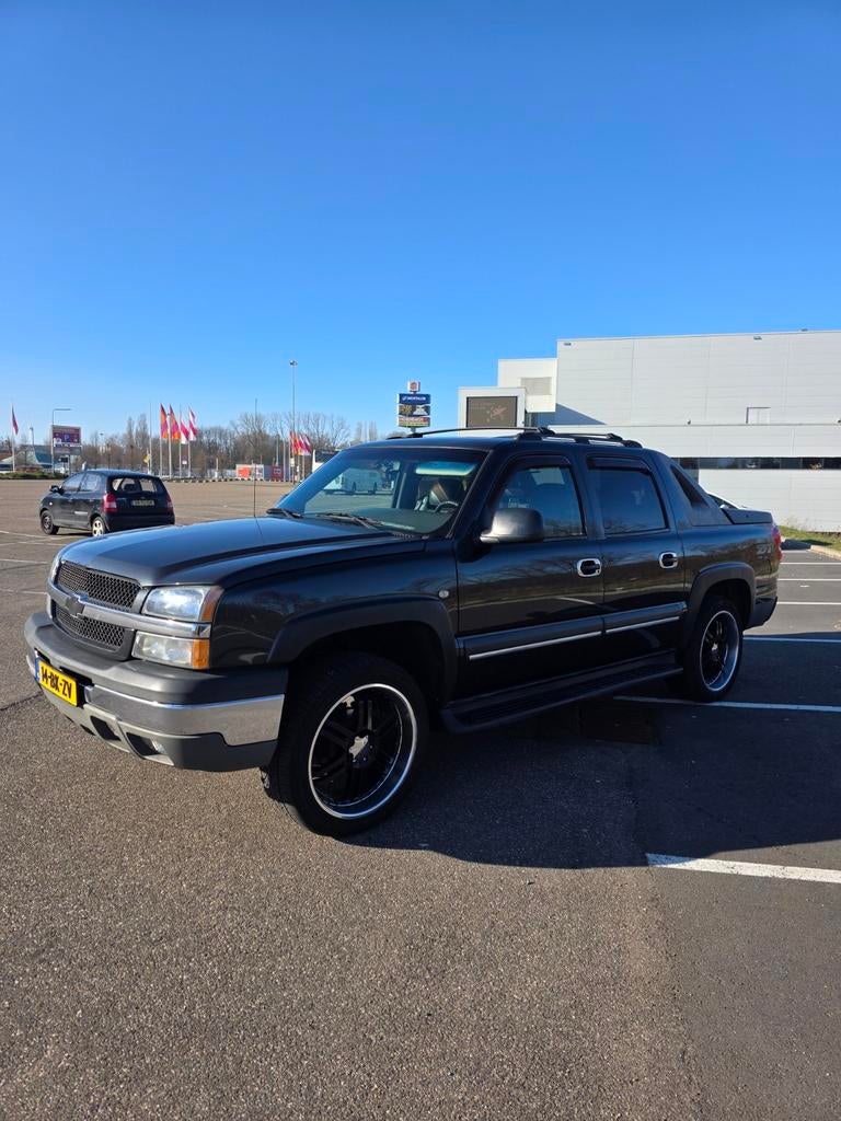 Chevrolet avalanche (INRUILEN CAMPER OF SPRINTER), Auto's, Automaat, 450 kg, Zwart, Chevrolet
