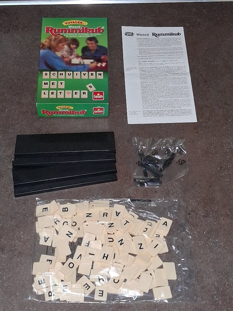 Rummikub woord reis splinternieuw / voyager, Hobby en Vrije tijd, Gezelschapsspellen | Bordspellen, Ophalen of Verzenden, Nieuw