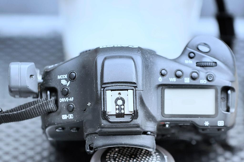 Canon 1DX Mark II - Sluiter vervangen (Zie tekst), Audio, Tv en Foto, Fotocamera's Digitaal, 20 Megapixel, Gebruikt, Spiegelreflex