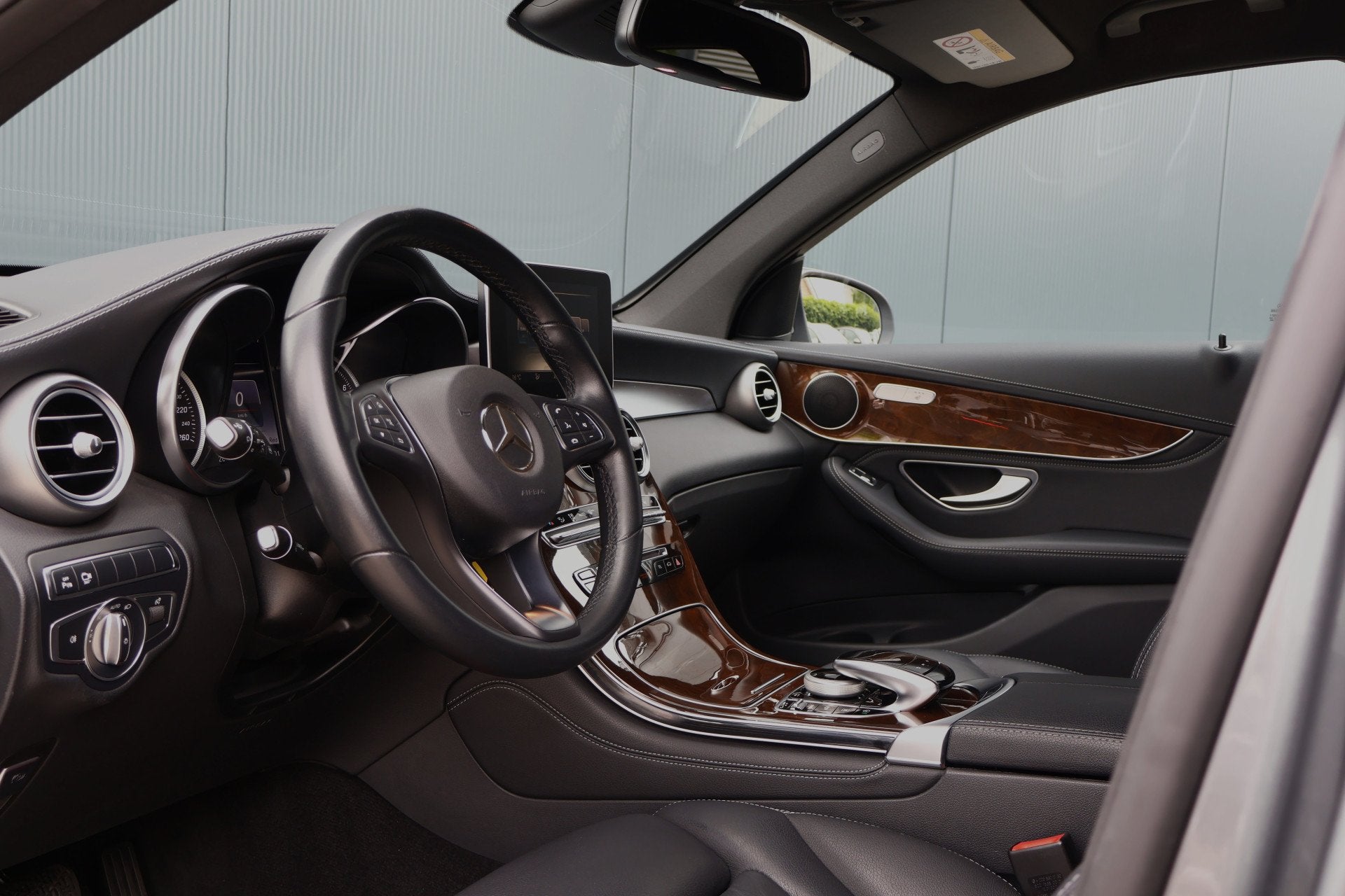 Mercedes-Benz GLC 250 4MATIC AMG Edition 1 | Trekhaak wegkl., Auto's, Mercedes-Benz, Automaat, Automatische klimaatregeling, Gebruikt