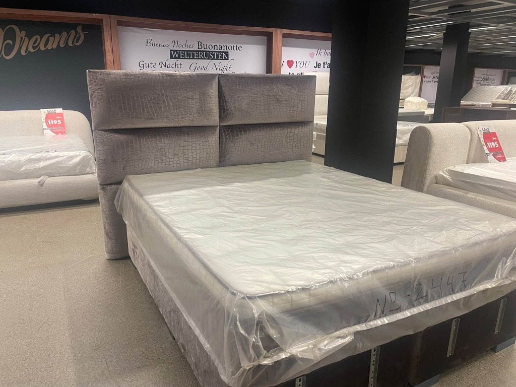 Foto 7 van Boxspring Opberg bed met matras va €595